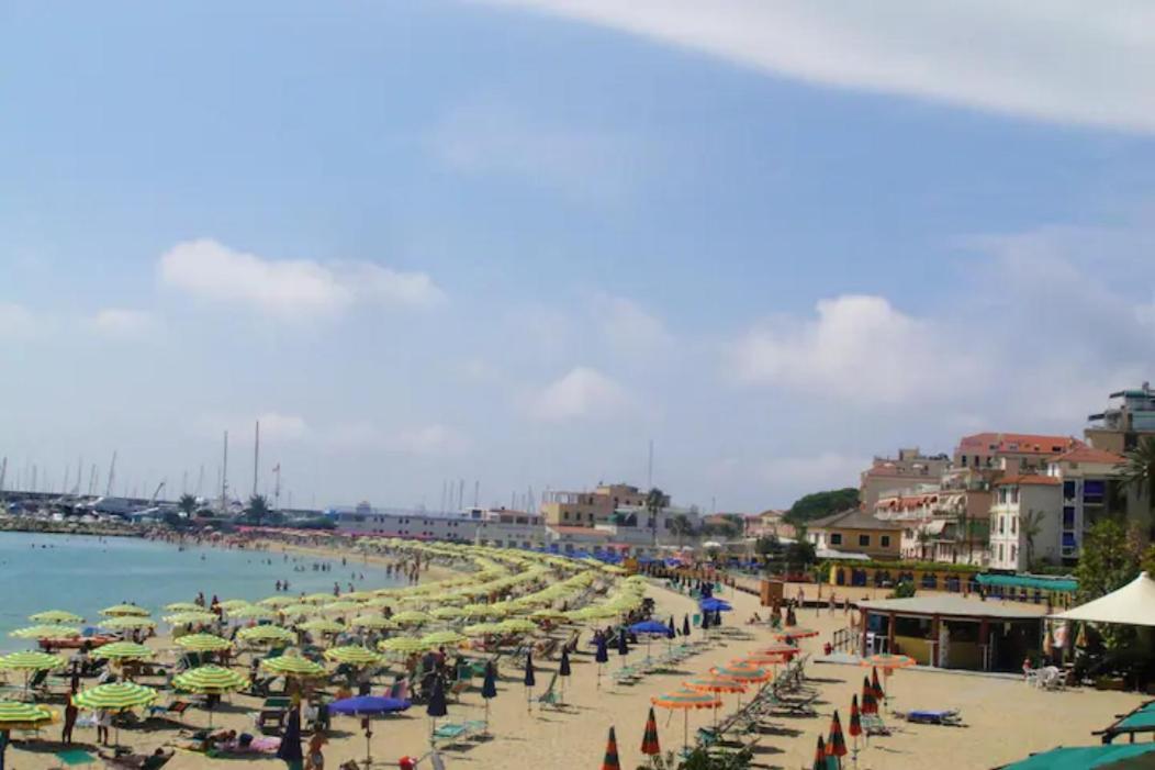 Maison Du Port Vieux Daire Sanremo Dış mekan fotoğraf